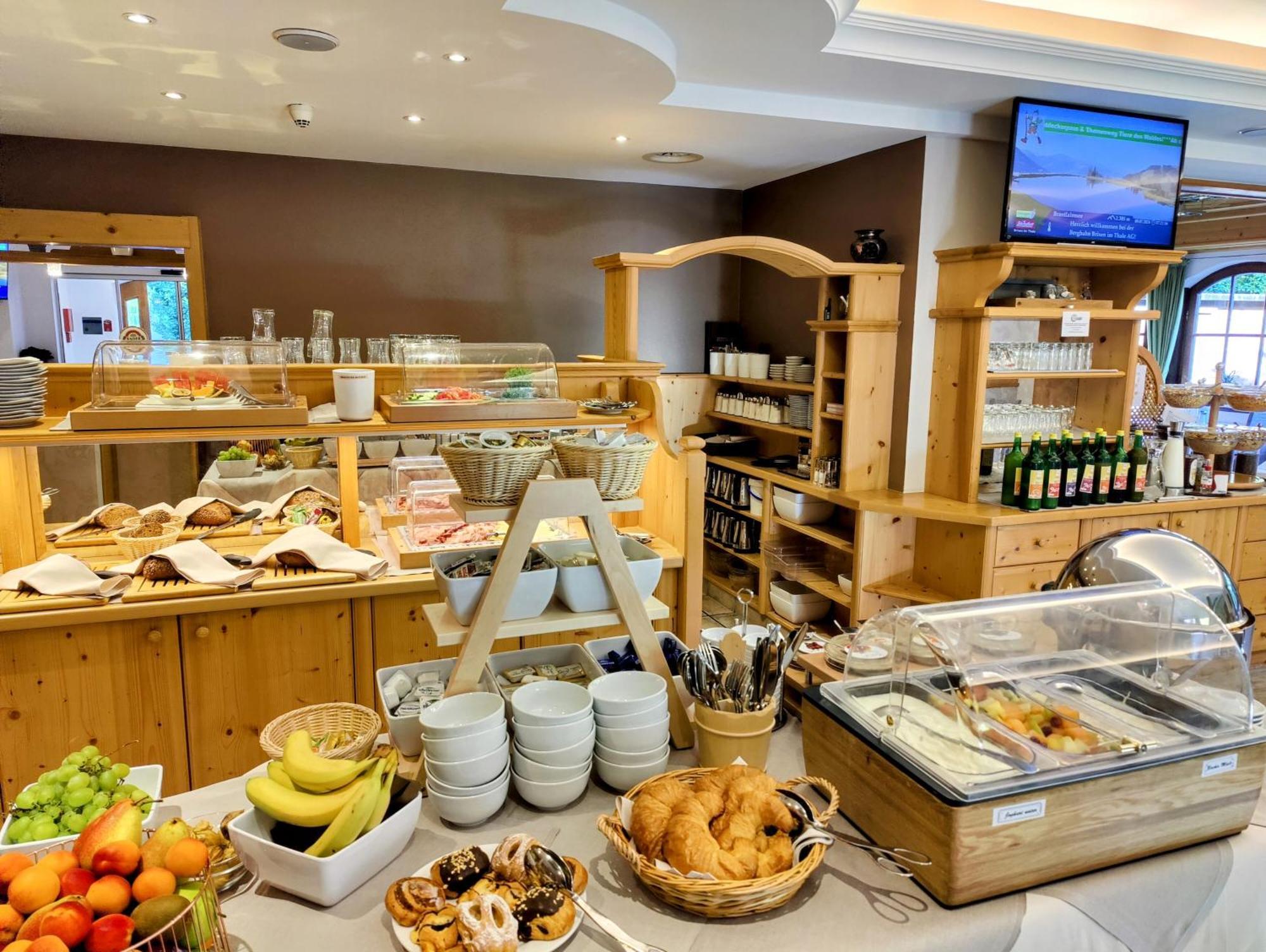 Hotel Reitlwirt Brixen im Thale Eksteriør billede