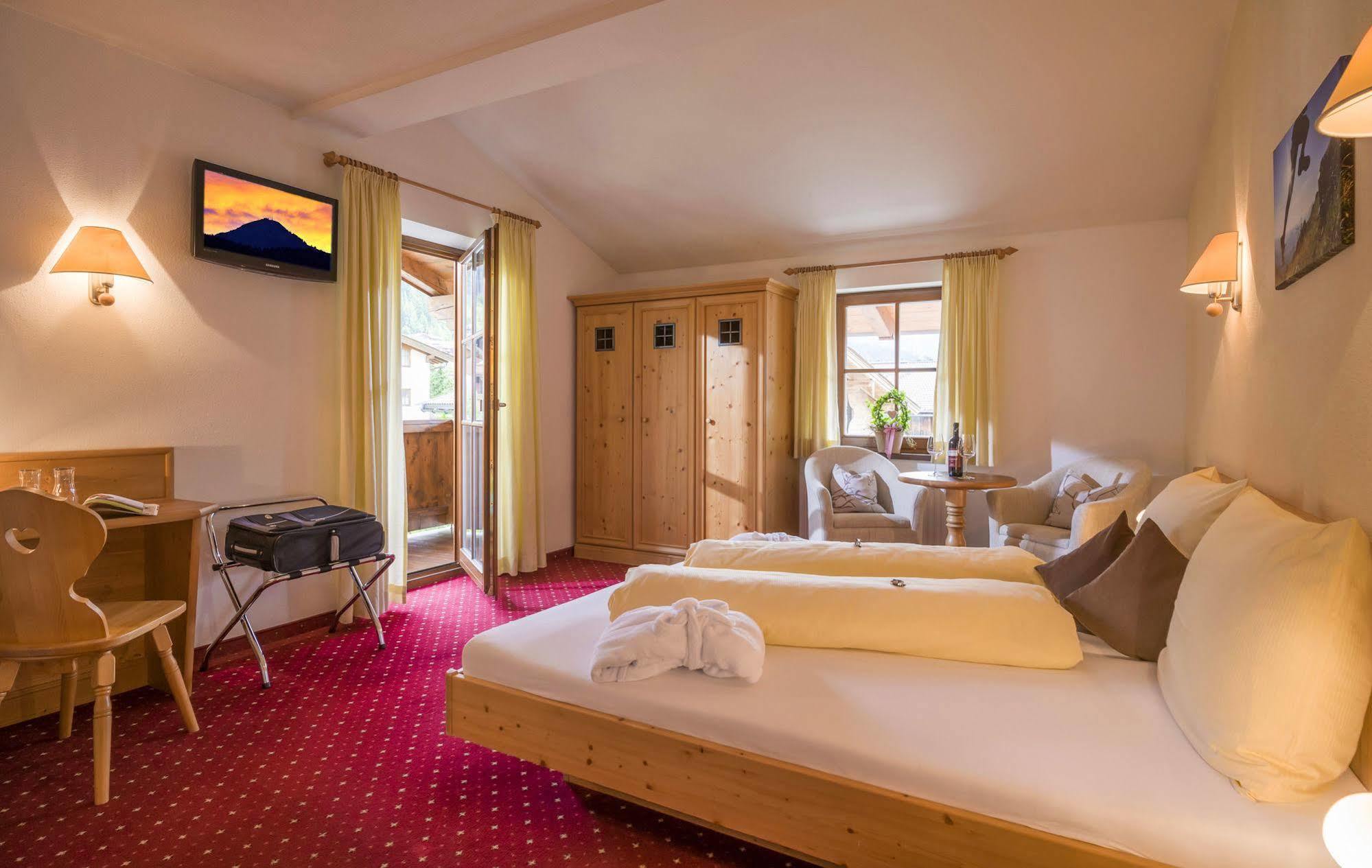 Hotel Reitlwirt Brixen im Thale Eksteriør billede