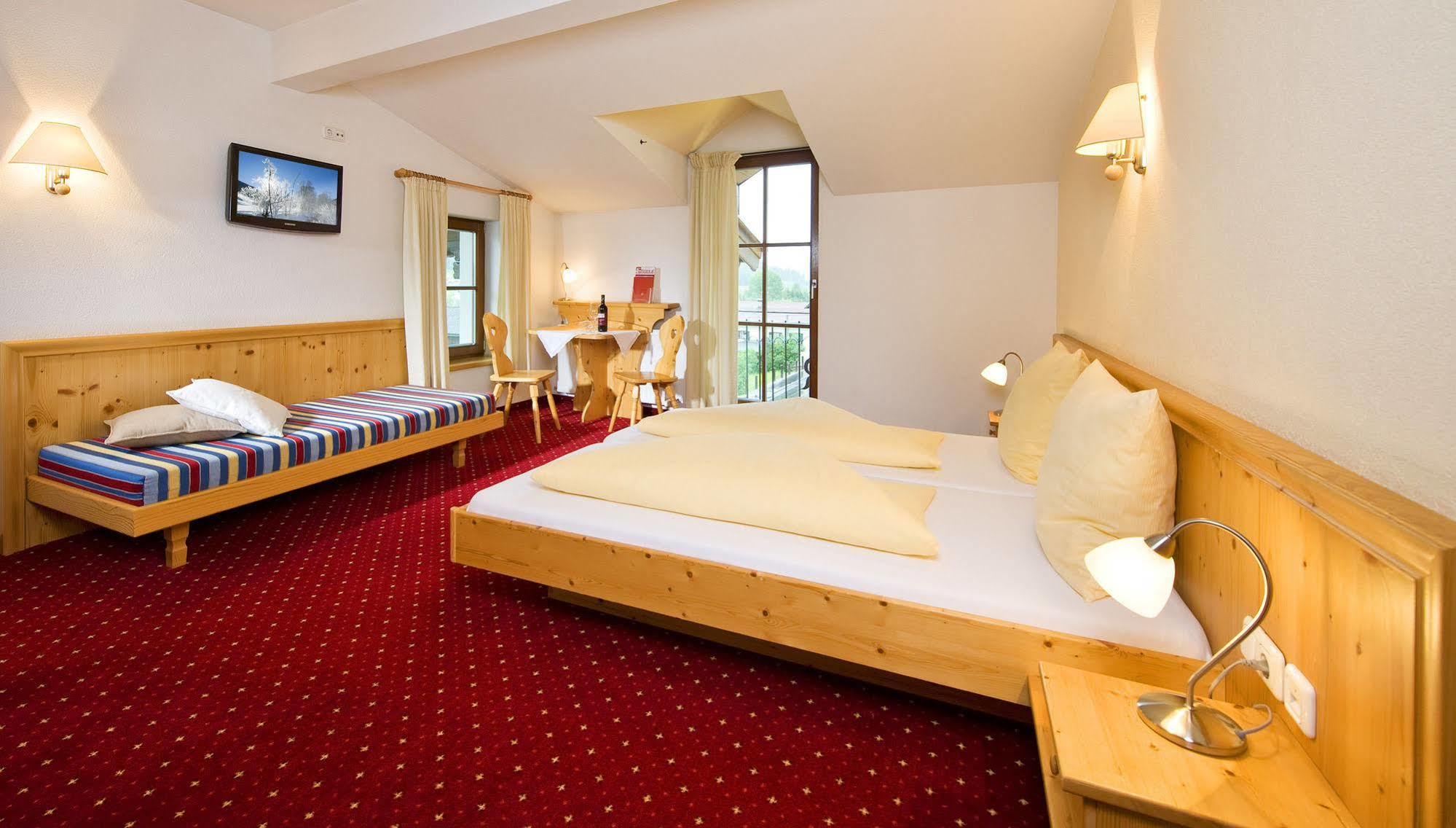 Hotel Reitlwirt Brixen im Thale Eksteriør billede